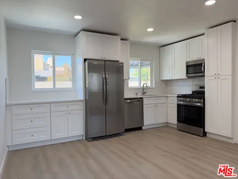 11500 Riverside Drive #4