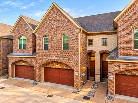 2223 Eriksson Lane