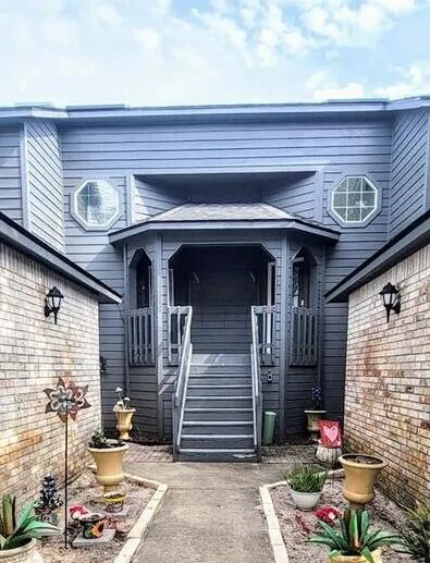 210 Oak Bay #1003 #1003