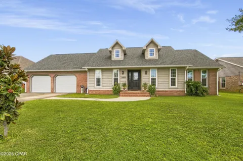 2818 Woodmere Drive