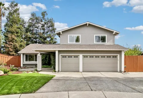 6558 Gardenoak Court