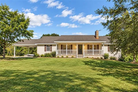549 Gribble Road SE