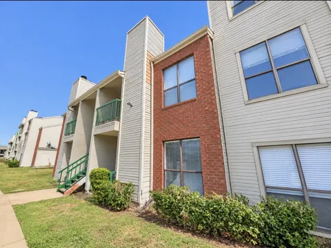 7126 Holly Hill Drive #108