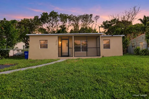 3020 NW 7th St