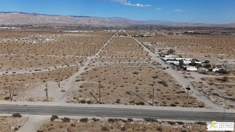 Indian Canyon Dr