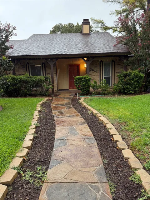306 Timberleaf Drive
