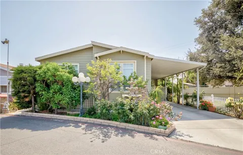 15 Pine Via