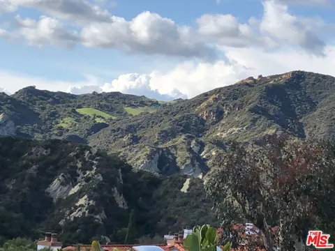 17290 Avenida De La Herradura