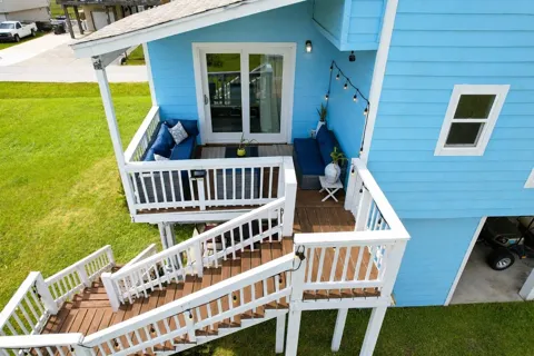 3931 Grayson Drive