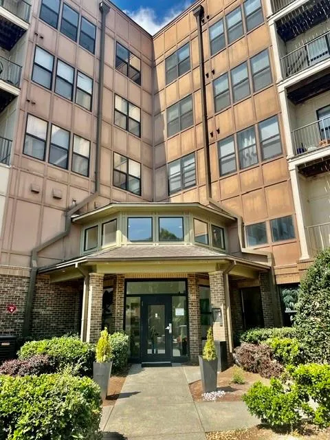 898 Oak Street SW #1103