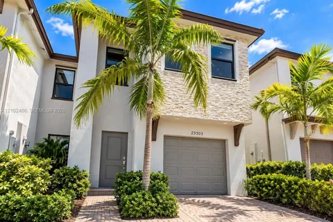 25303 SW 107th Ct