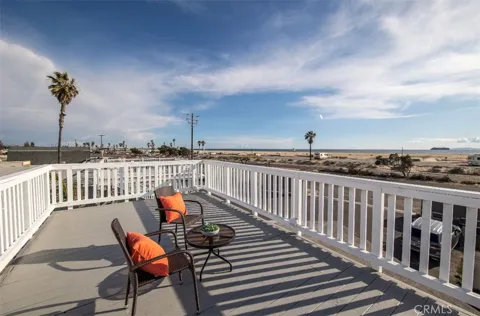 21752 Pacific Coast