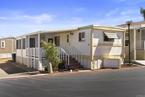 1600 Palm Avenue #SPC 78