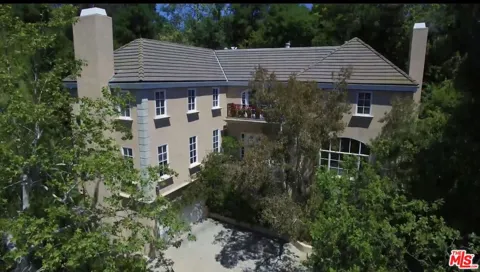 898 Bundy Drive