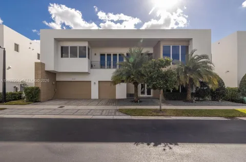 10250 NW 75th Ter