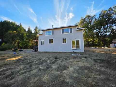 10681 Hearst Willits Road