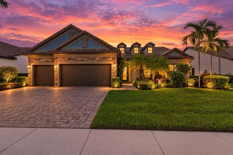 16293 CAMDEN LAKES CIRCLE