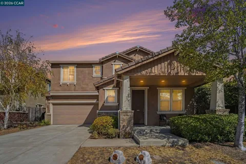 1043 Ashbridge Bay Dr