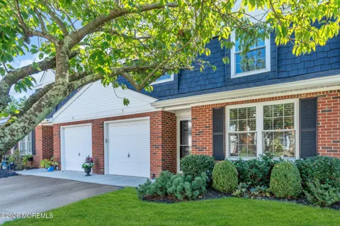 5 Dogwood Court