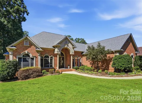 2469 Stoneview Court