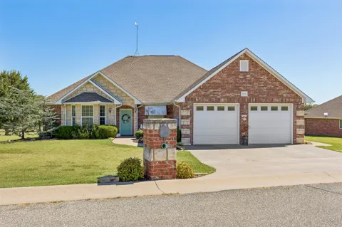 923 S Country Club Drive