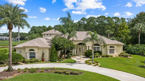 1025 Hampstead Lane
