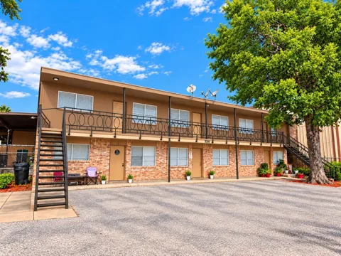 5200 Michaux Street #6
