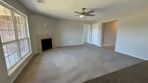 913 Barbara Street