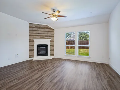 4501 Lakeview Drive