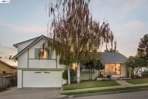 3636 Arcadian Dr