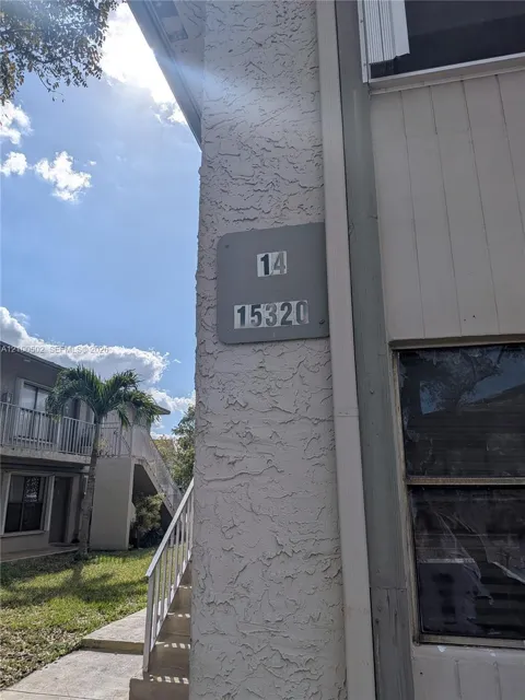 15320 72 St #14-14