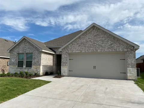 503 Spur Ridge