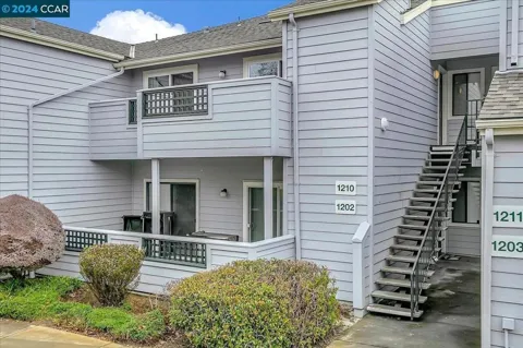 1201 Glen Cove Parkway #1210