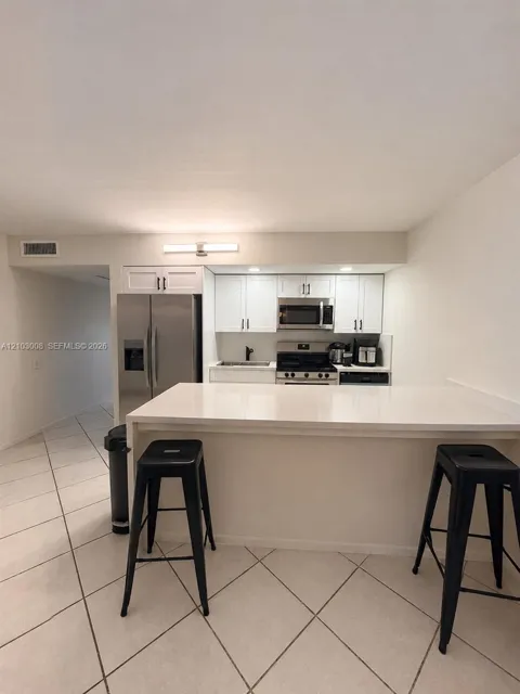 1207 Bahama Bnd #E1