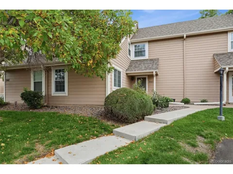1945 S Xanadu Way