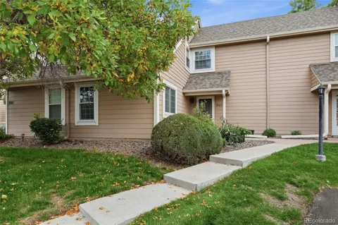 1945 S Xanadu Way