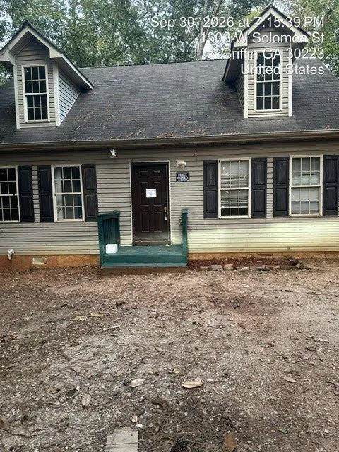 1303 W Solomon St