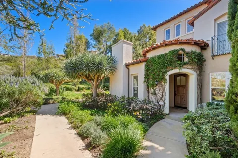 11 Sorrento Court