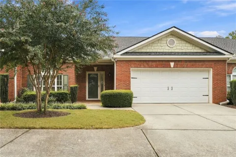129 Holiday Road E #64