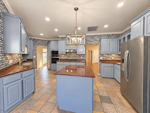 14927 Petronila Creek Court