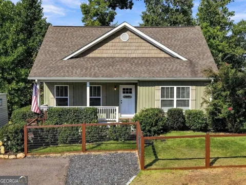 120 Camp DR