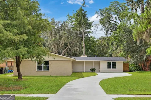 605 Lee BLVD