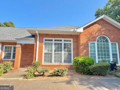 4343 Shallowford RD