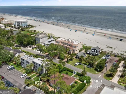 1035 Beachview DR