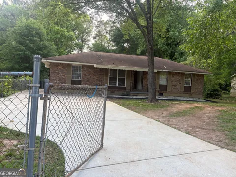 8145 Attleboro DR