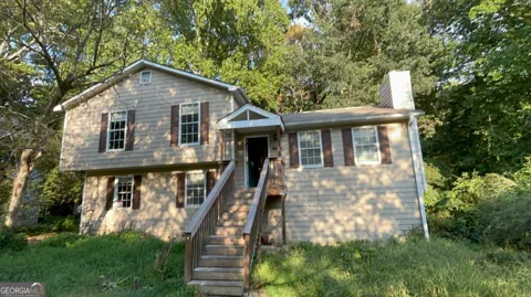 3221 Summer Wood CIR