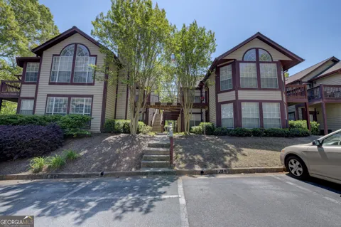 1315 Red Deer WAY