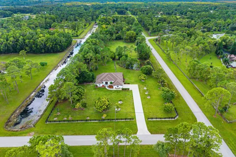 11356 Ira Lane