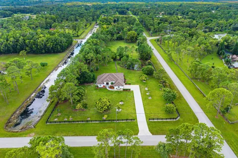 11356 Ira Lane