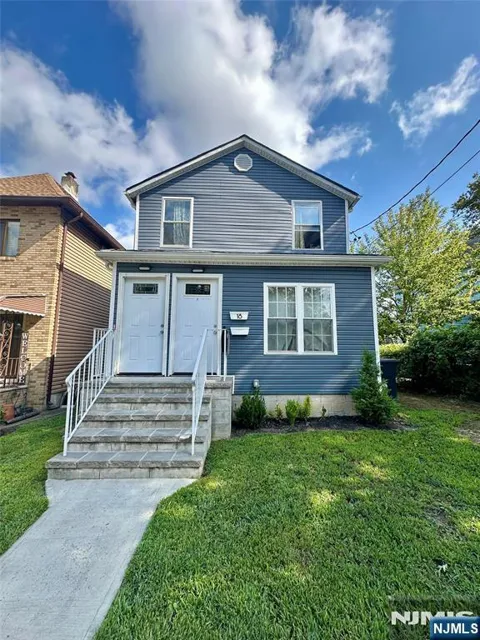 18 Brinkerhoff Street 1st Floor